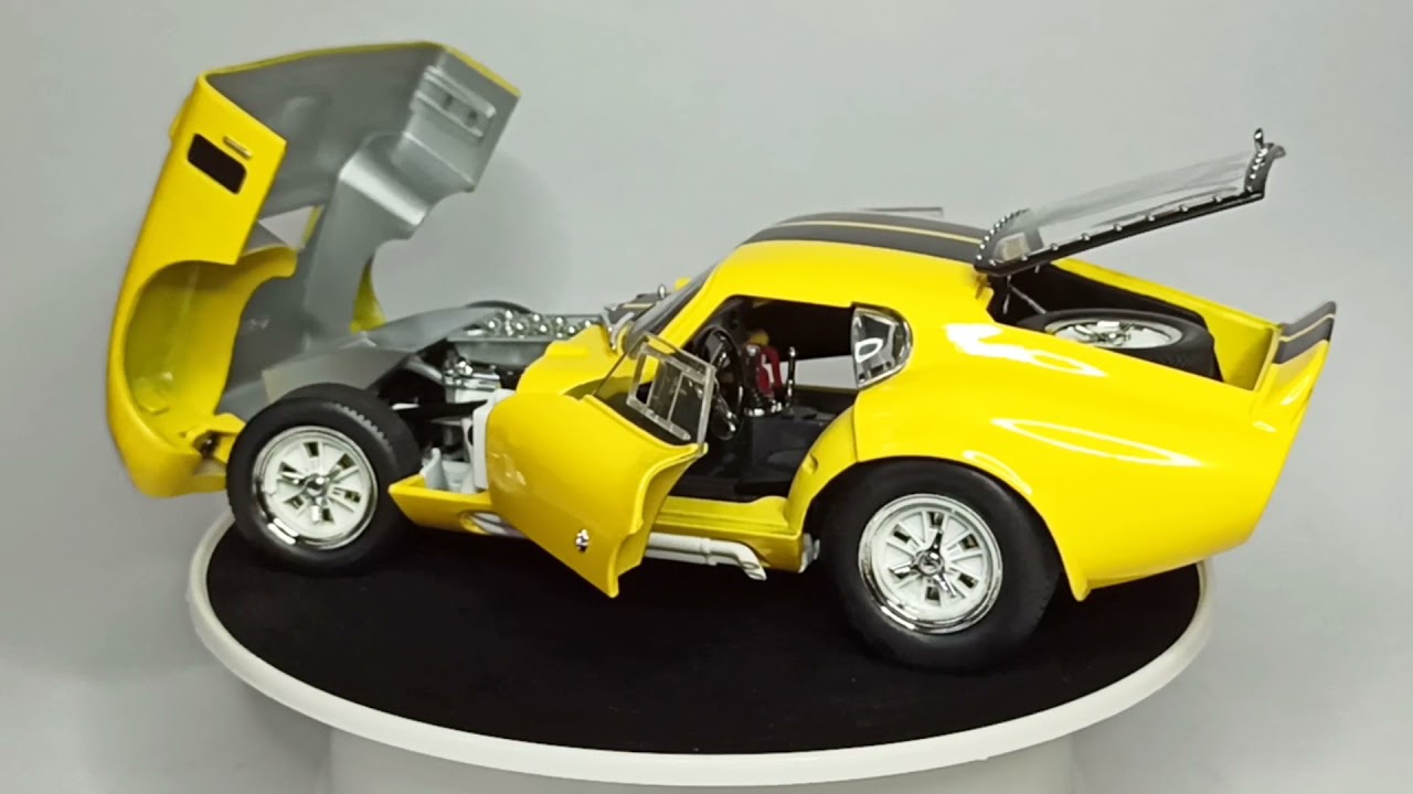 Shelby Daytona Cobra Coupe 1965 Модель 1:18 Желтый - 5sector