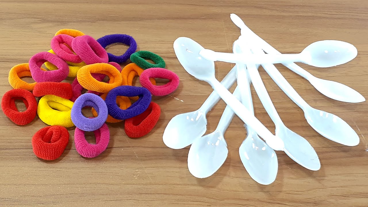 AMAZING CRAFTING OUT OF RUBBER BAND & PLASTIC SPOON | AWESOME DECORATION IDEA