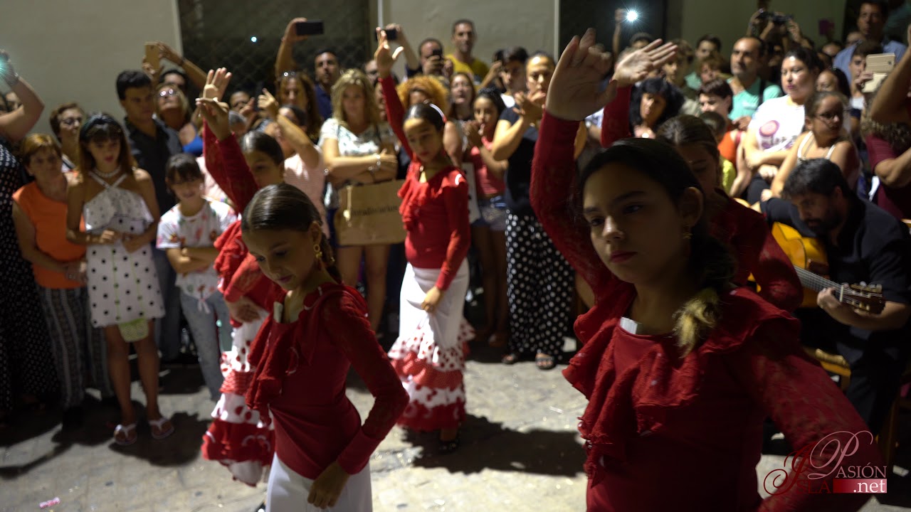 Flamenco ante la Virgen de la Merced en su recogida (Cádiz) | 2018
