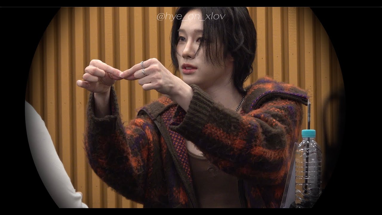 251212 XLOV JJMUZE Fan Sign Event - RUI 🩷 (ENG Sub)