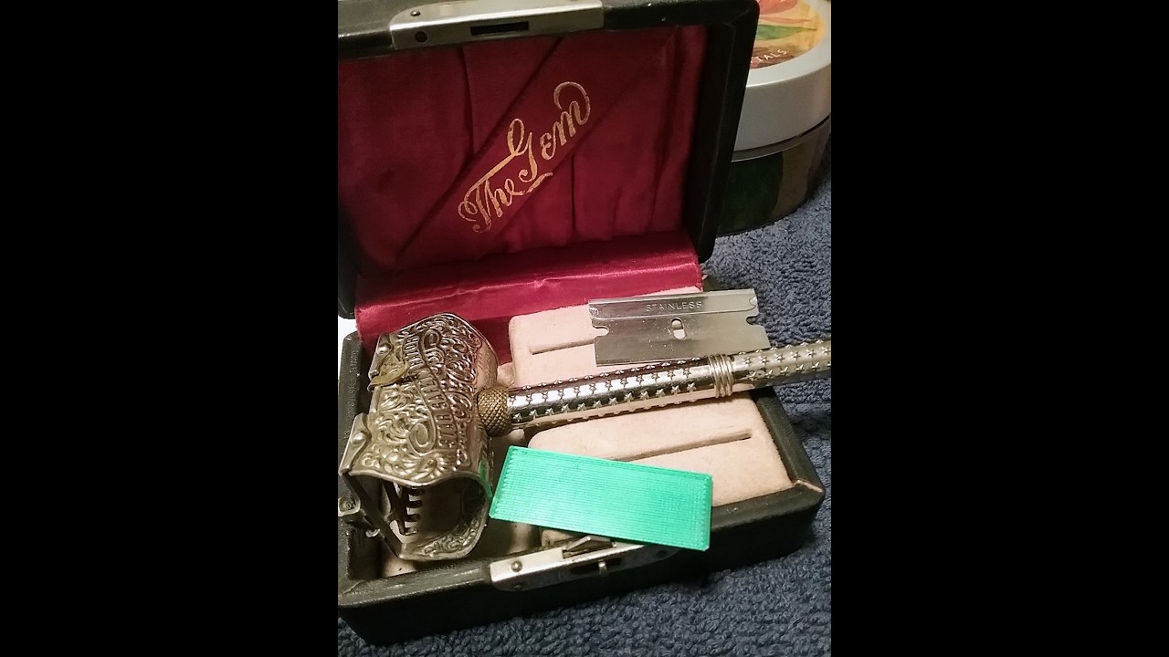 Shave Video # 486 1895 Star Lather Catcher / Ethos Indochanté Set