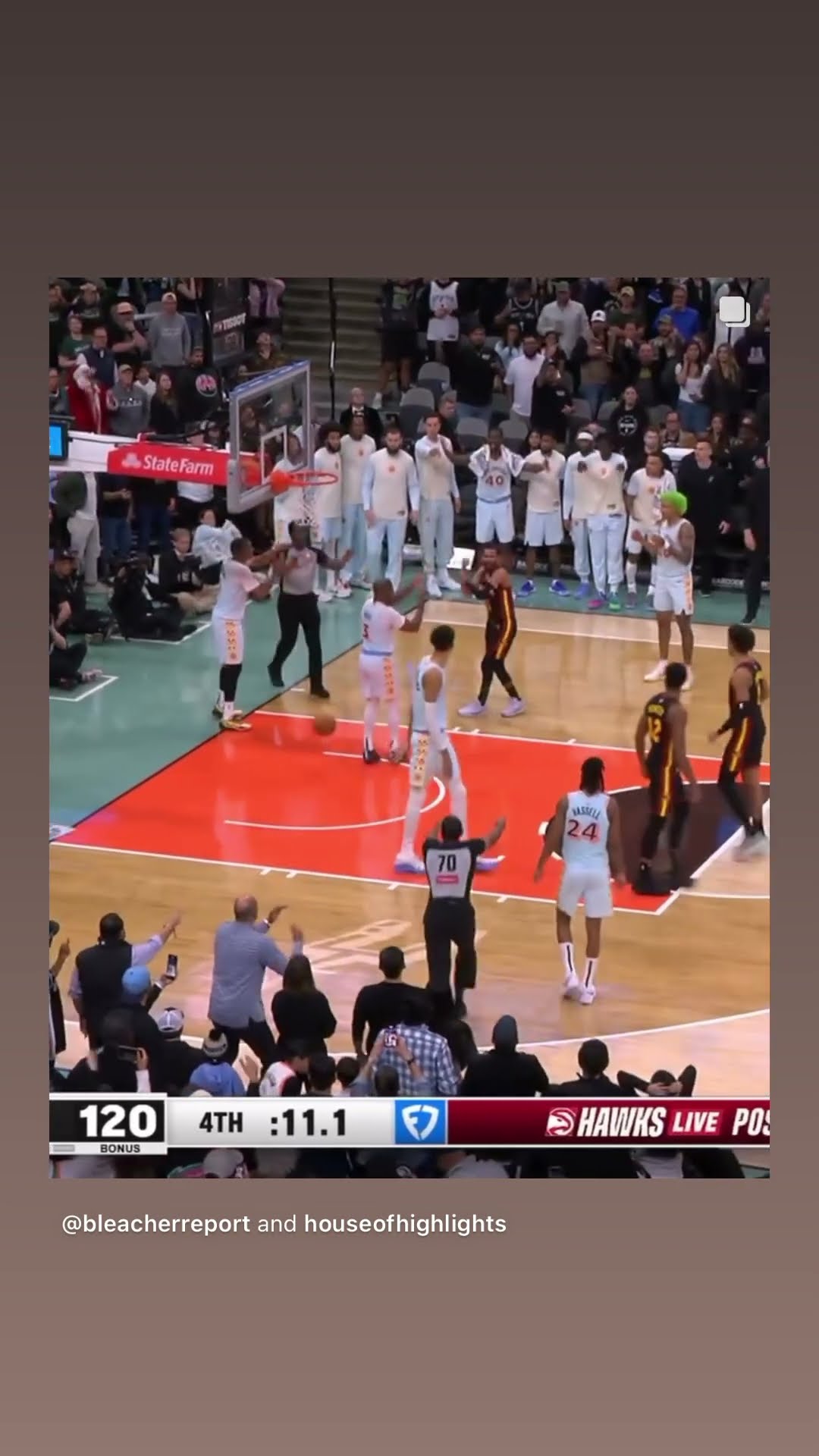 He dunked on Wemby #hoodnews #DeandreHunter #victorwembanyama #atlantahawks #spurs #omg #basketball