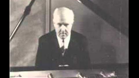 Walter Gieseking plays Schubert Impromptu in C minor  Op. 90 No. 1
