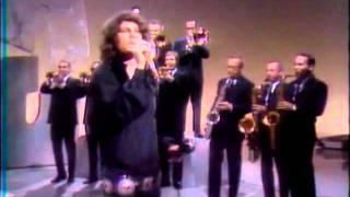 "the smothers brothers" the doors preforming wild child and touch me chords