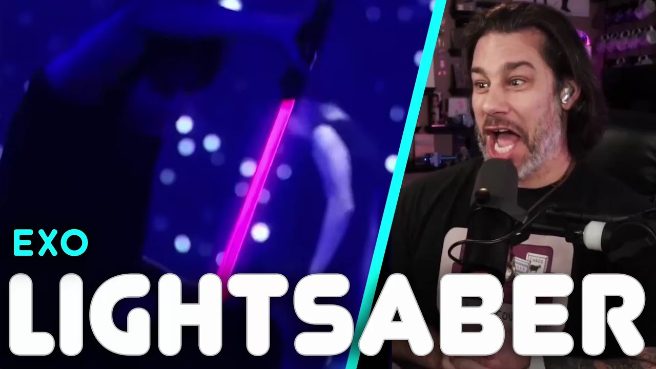 Реакция режиссера - EXO - «LIGHTSABER» (КОНЦЕРТ В EXORDIUM В ЯПОНИИ)