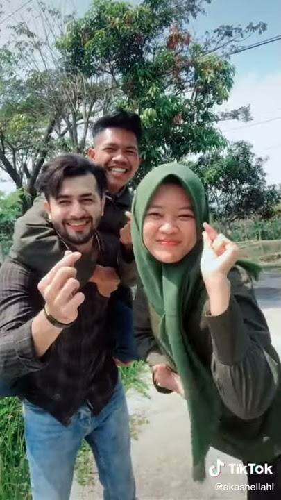miss you guys, Tim Akash Ellahi & Risma
