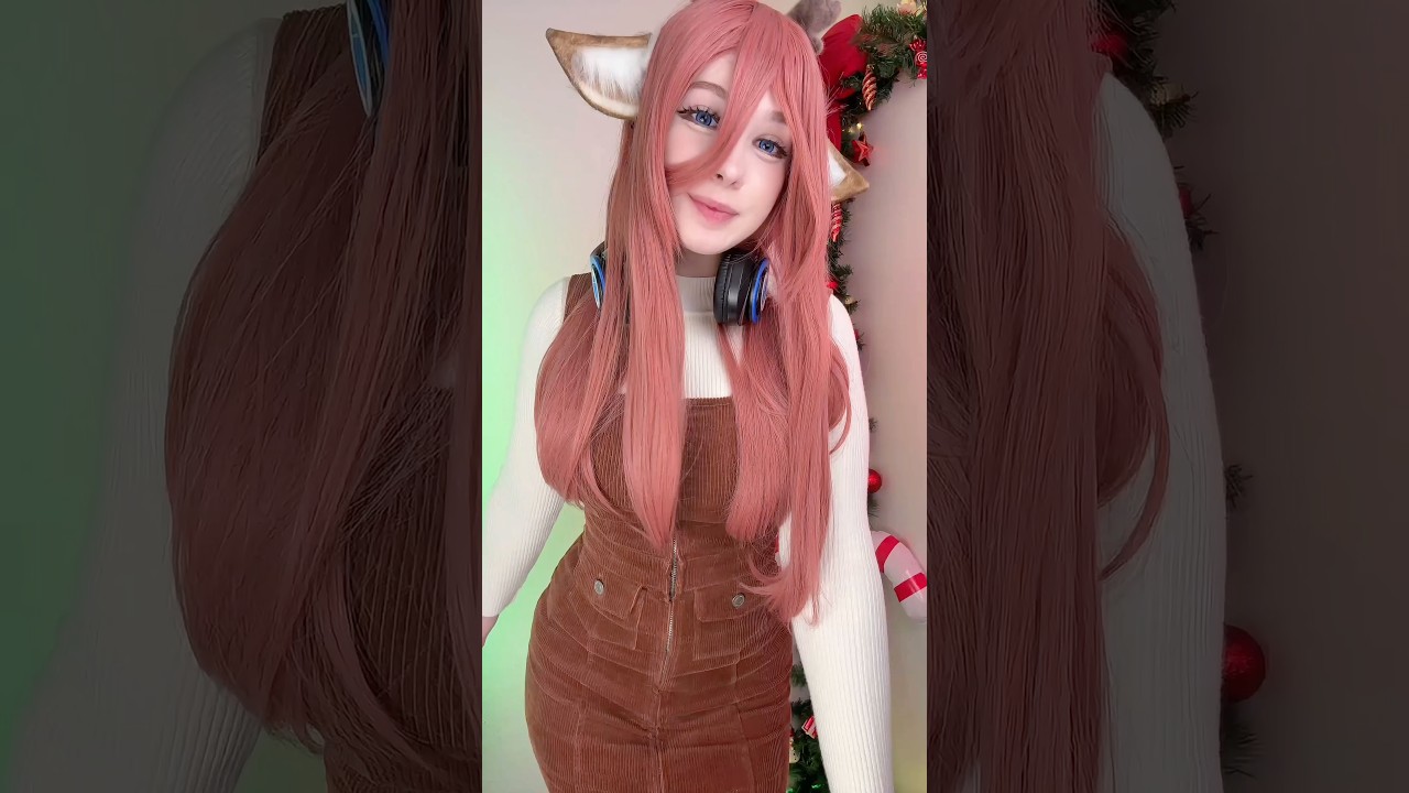 I wish you a great weekend 🤗#mikucosplay #mikunakano #thequintessentialquintuplets #cosplay