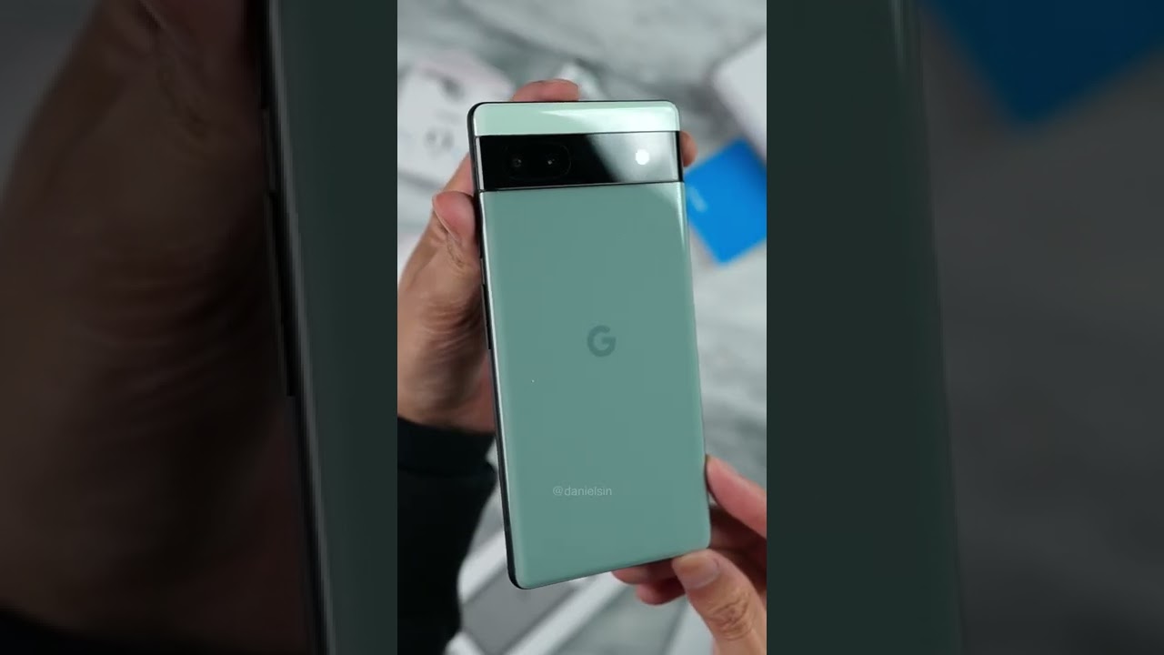 Распаковка Google Pixel 6a в Sage