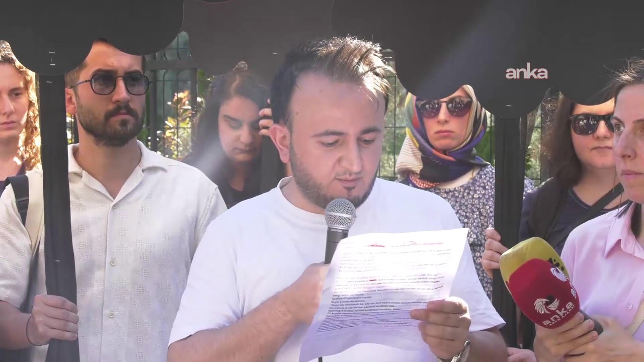 2024 KPSS'ye ek atama bekleyen öğretmenler Milli Eğitim Bakanlığı önünde açıklama yapacak #Canlı