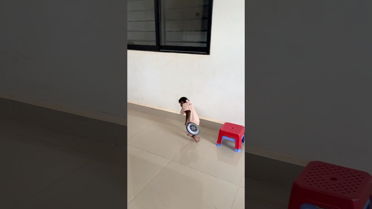 Icy like to help mom in kitchen