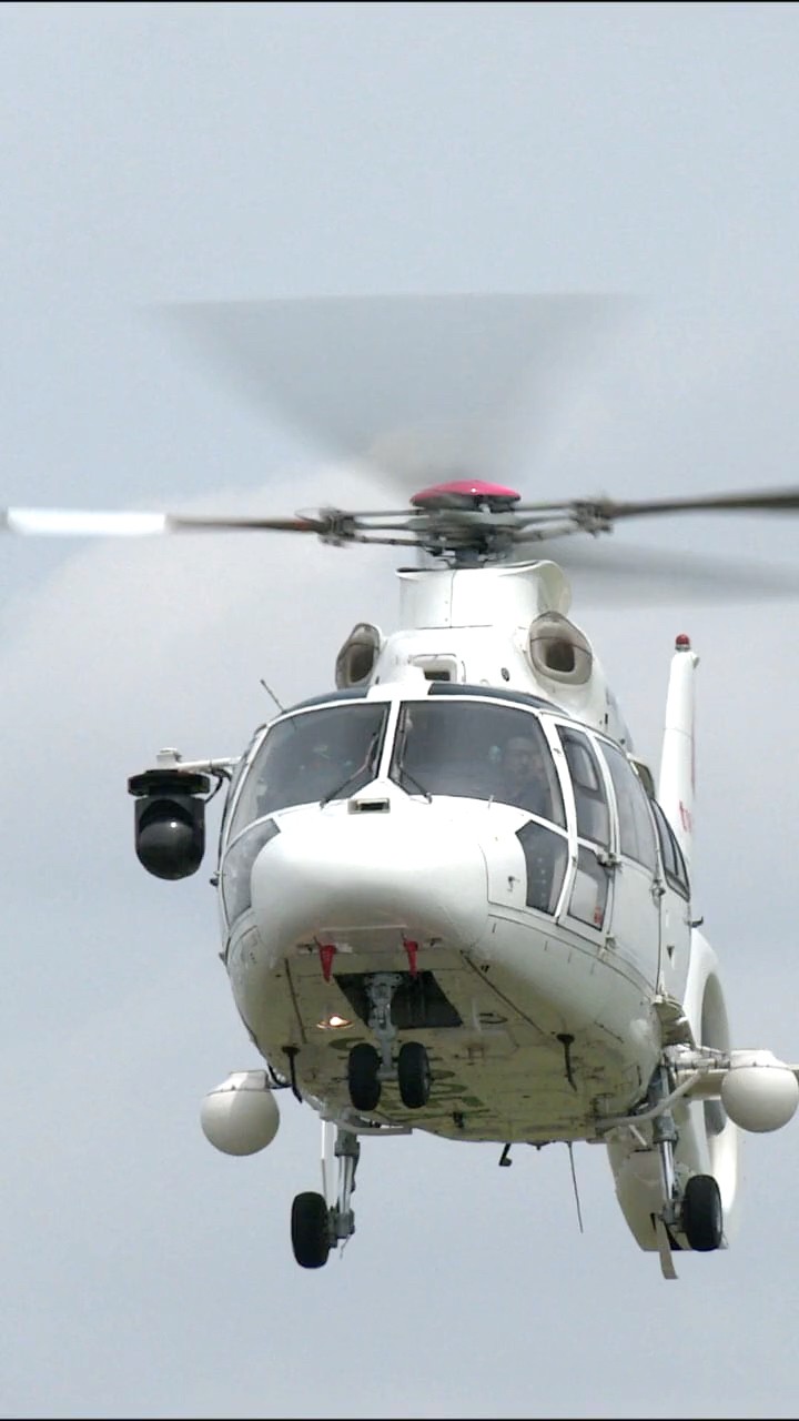 飛翔 Eurocopter AS365:565 Dauphin 2:Panther JA02EX Landing 4