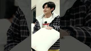 #uk #audience #bts #kookie #btsarmy #kpop #jk #btsvlivetoday #armyxbts #kimtaehyung#btsvlog#rm#suga