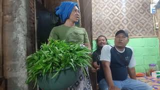 Warung bang Madun oseng lagi ngoceh aja dia