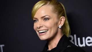 Jaime Pressly Huge Size Will Make You Look Twice, Try Not To Drool