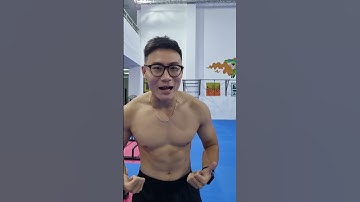 Cậu bé 2k1 Phá kỷ lục chống đẩy thế giới 30s #shorts