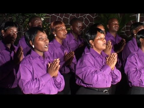 NYIMBO ZOTE ZA KWARESMA ZILIZOIMBWA NA CHANG'OMBE CATHOLIC SINGERS.Mratibu- Aloyce Kipangula