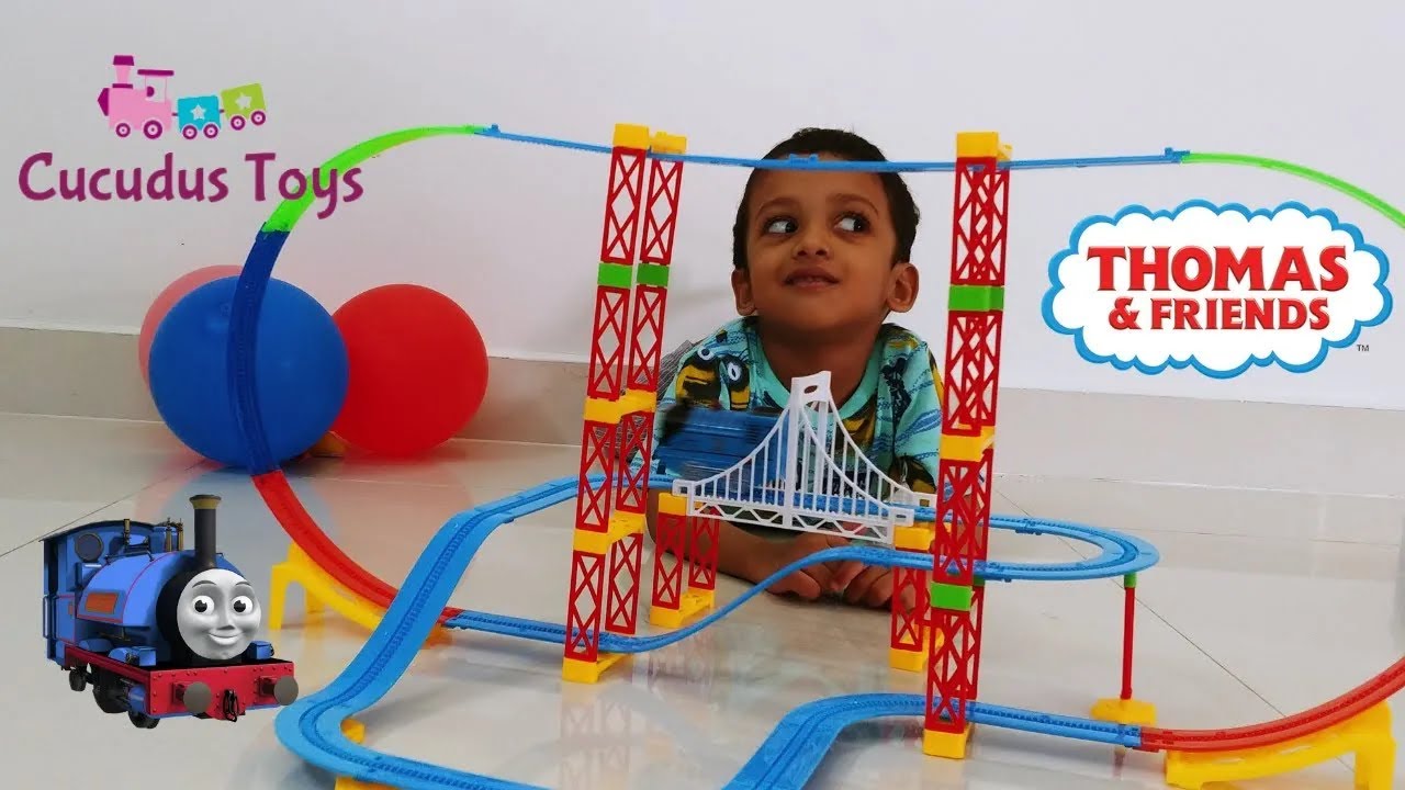 Cucudu Building Thomas and Friends Toy train Trackset | Toy trains Galore | Cucudus Toys