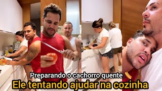 Lucas Guimarães tenta ajudar na cozinha e recebe carinho de Carlinhos Maia - Eles com amigas