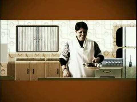 在 YouTube 上观看 Tatita - Bitman & Roban (Official Music Video)