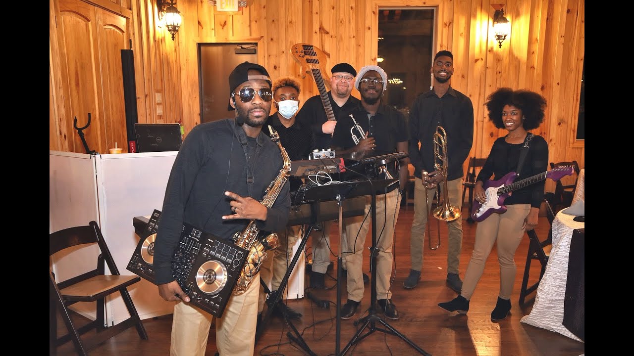 Vinyl Fuzion: Live 🎧DJ Meets Live 🎷Jazz!!! - YouTube