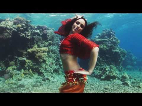 Ocean Dreaming - underwater mermaid