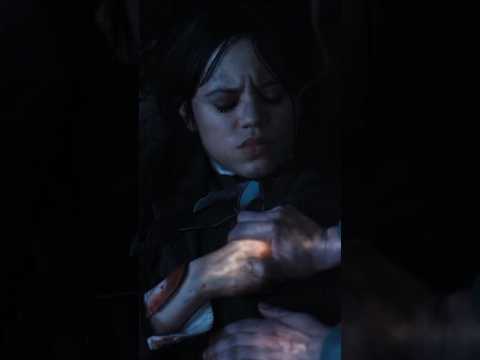 Гуди исцеляет Уэнсдей #shorts. #сериал. #netflix.