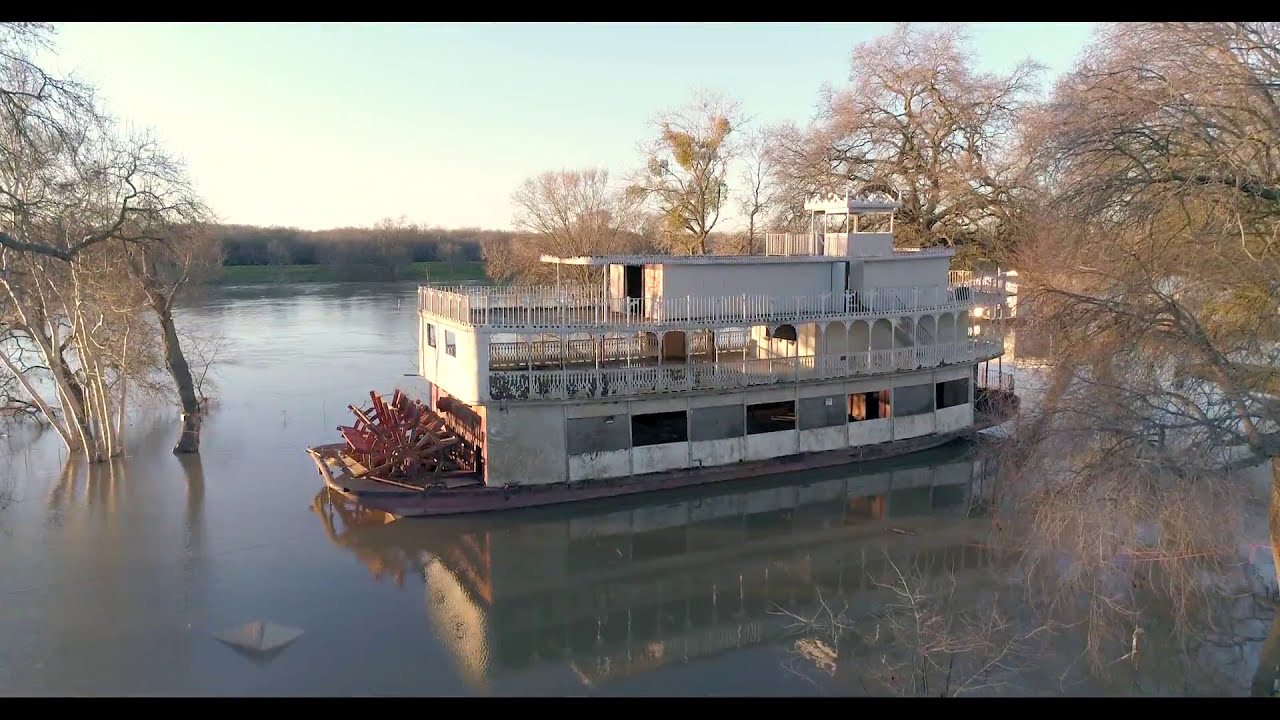 Forgotten John Wayne Boat rediscovered - YouTube