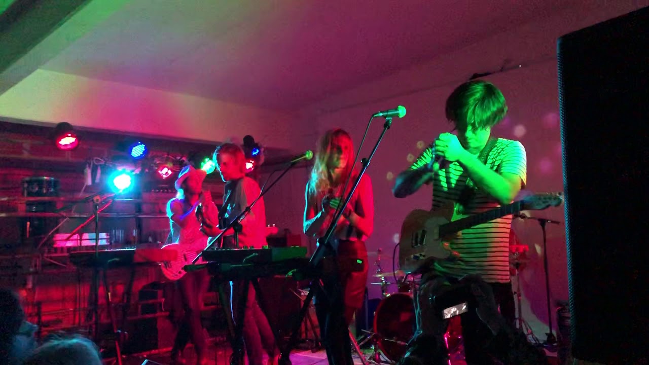 The Essex Green - Mrs. Bean @ Plan B, Malmö 2019/07/08