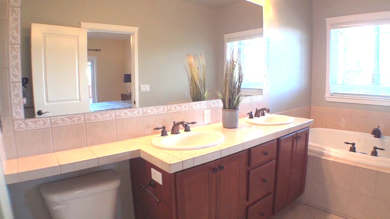 Stunning Cascade Mountain Views!