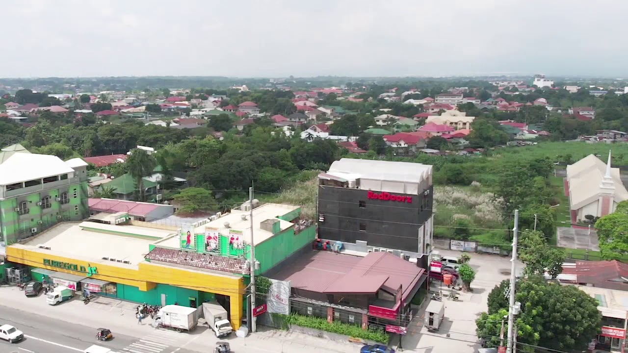 The Future of Farming is on our Rooftop! Transforming Farms, Cities, and People with Urban Rooftop Greenhouses