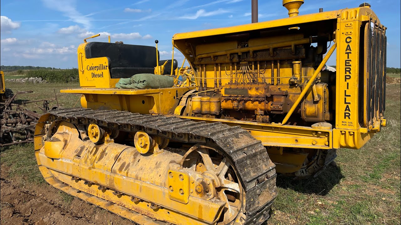 Vintage machinery working in the uk 2023 (tractors and combines) YouTube