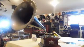 Auld Lang Syne By Guy Lombardo