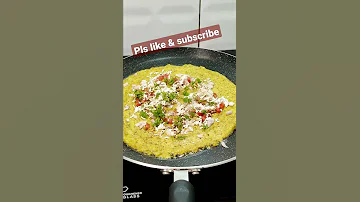 Shorts Moong Dal Cheela Easy And Healthy Breakfast Recipe Cheela Recipe Sangeeta S Corner 