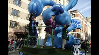 Blue's Clues Macy's Thanksgiving Parade 2021 singing You Can't Spell BLUE without YOU ! Blue's Clues Macy's Thanksgiving Parade 2021 singing You Can't Spell BLUE without YOU !