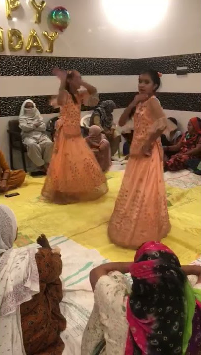 Meri Sas k 9-10 Bete M Bone ke Biyah de ae Chavvi(Bua) n Riya(Bteji)Super Dance Avi Bday Celebration