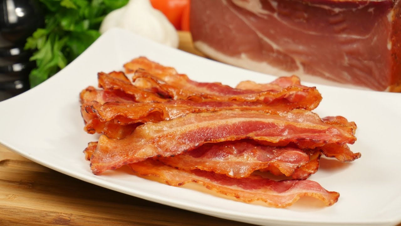 Bacon aus dem Backofen - Speck richtig knusprig bekommen - YouTube