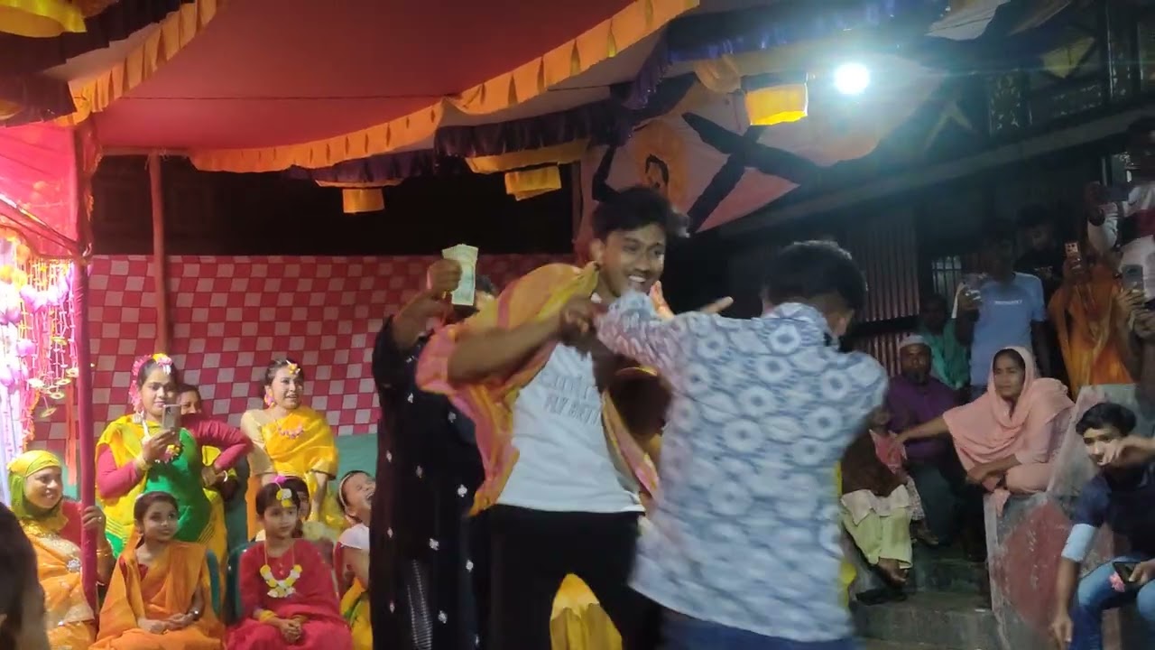 Maiya re tor Bijli zora roop matha nosto dance 😍