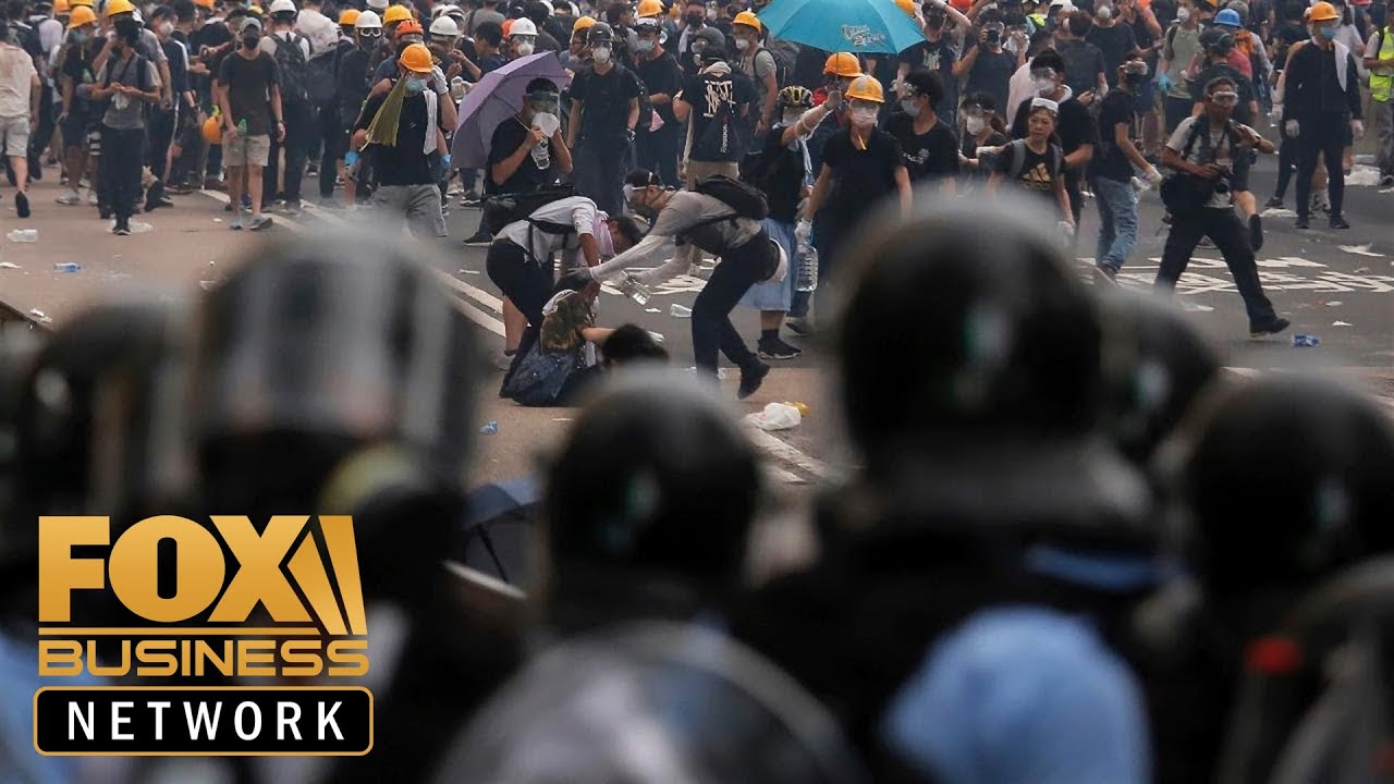 Protesters Return to Hong Kong's Streets, Rejecting Leader's Apology