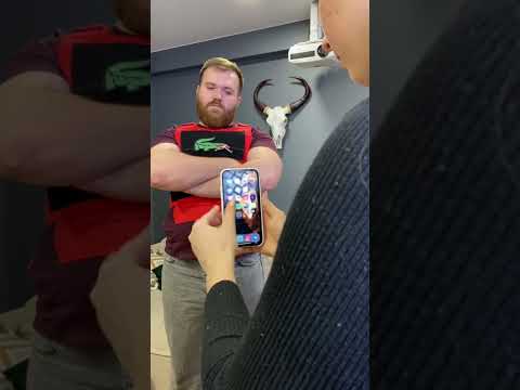Жёсткий пранк над парнем вышел из под контроля… #фото #vine #пранк