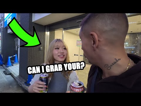 Picking Up Girls In Tokyo's Party District ( Kabukicho, Shinjuku, Golden Gai )