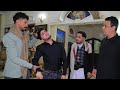 ضرب ابنه امام الناس في مطار عدن في صاله الاستقبال شاهد السبب من ارض الواقع