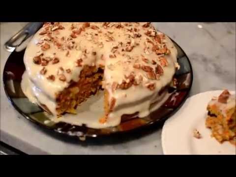How To Make the Best, Moist Carrot Cake w/ Cream Cheese Frost (Vegan)