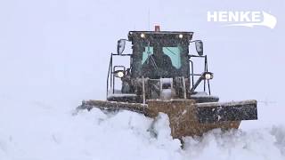 Henke Folding V on Loader Blaine County 1