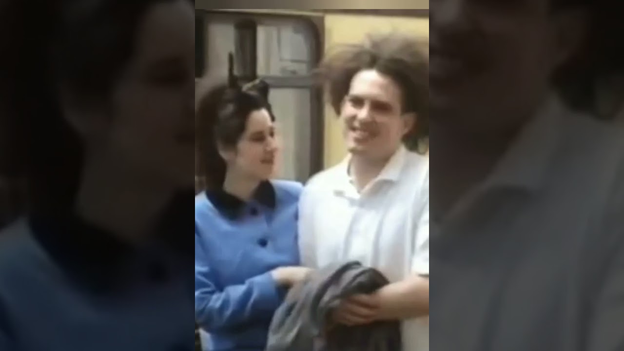 Robert Smith & Mary Poole ❤ (The Cure) 