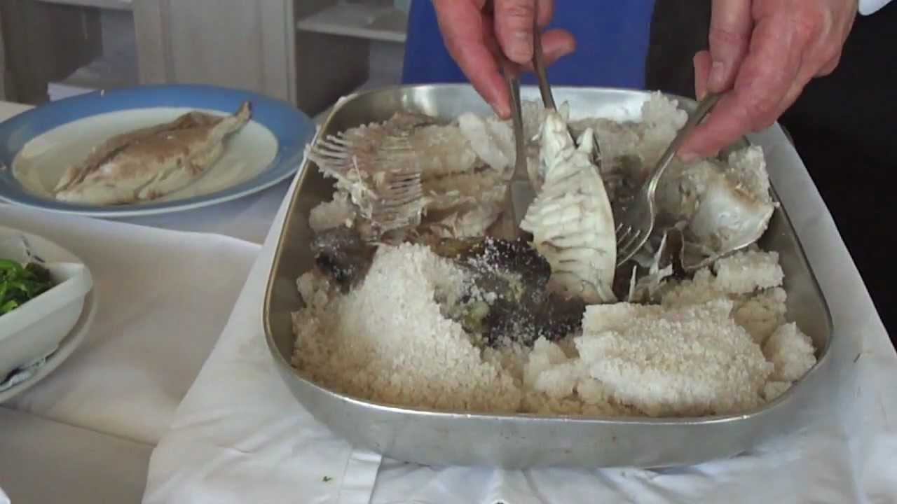 Cascais - Porto Santa Maria restaurant.MP4