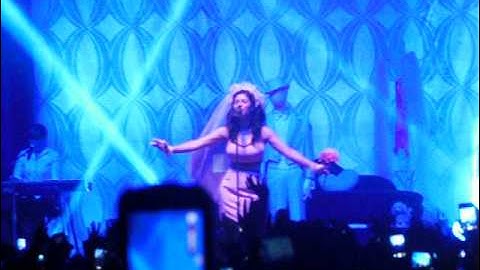 Marina & The Diamonds - Homewrecker (Live At The Shrine Auditorium In LA)