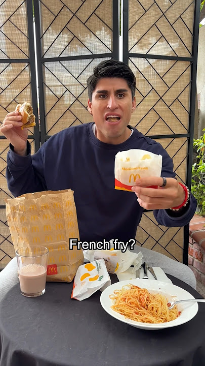 When you sneak food into a restaurant… 😳😑😂 #shorts #funny #youtubeshorts #food #restaurant