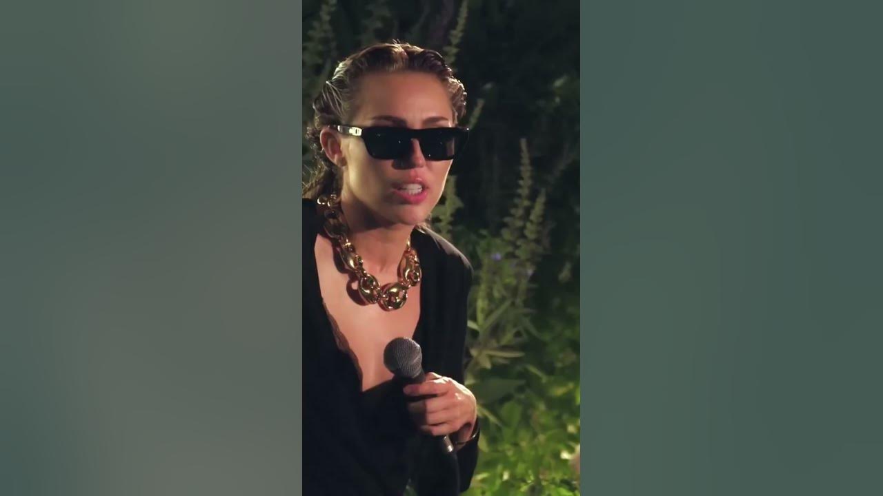 Miley Cyrus - Flowers (Live at Chateau Marmont) #miley #mileycyrus #flowers #live #vocal