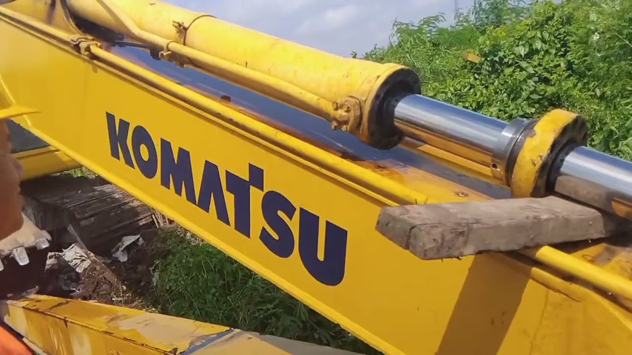 KOMATSU  [  EXCAVATOR  ] ganti seal arm 