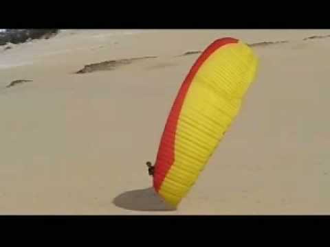 rainbow beach paragliding